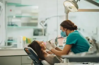 ergonomic-dental-chair-efficiency-gladent-clinic